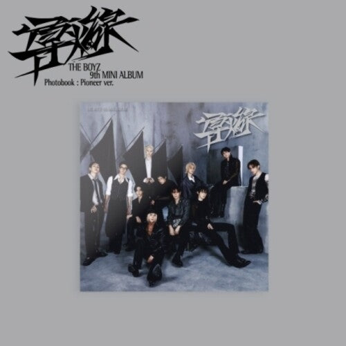 The Boyz - Fuse - Pioneer Photobook Version - incl. 80pg Photobook, 2 Logo Stickers, Postcard, Folded Poster + 2 Photocards { vinyl }